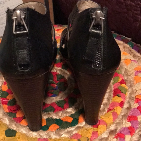 Black wedges with wooden platform - Picture 3 of 5